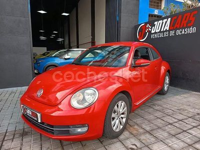 Usado VW Beetle 105 CV (77 kW) 2012 Rojo Utilitario