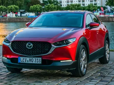 Usado Mazda CX-30 Center-Line 140 CV (102 kW) 2025 Rojo SUV