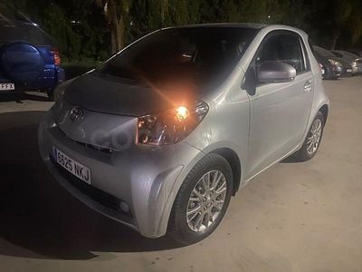 Käytetty Toyota iQ 99 HP (72 kW) 2010 Harmaa Viistoperä