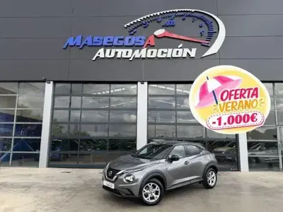 Usado Nissan Juke N-Connecta 114 CV (83 kW) 2022 Gris SUV