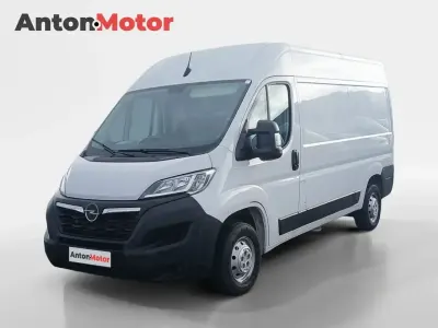 Usado Opel Movano 120 CV (88 kW) 2022 Blanco Berlina