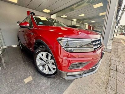 Begagnad VW Tiguan Allspace Sportline 190 HK (139 kW) 2020 Röd SUV