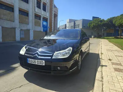 Usado Citroën C5 110 CV (80 kW) 2006 Negro Berlina