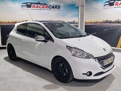Usado Peugeot 208 Allure 156 CV (114 kW) 2012 Blanco Utilitario