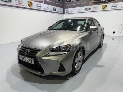 Lexus IS300h