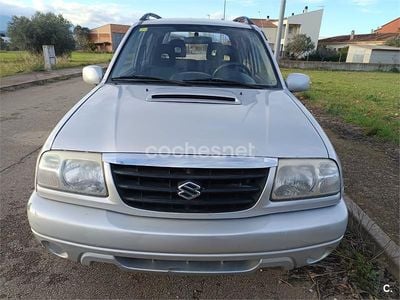 Usado Suzuki Grand Vitara 110 CV (80 kW) 2005 Gris / plata SUV