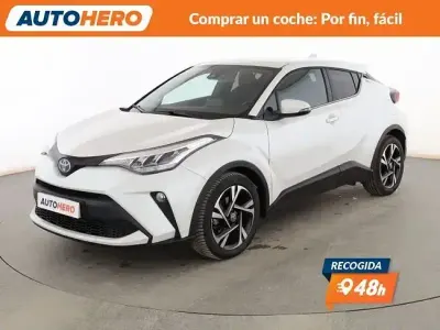 Begagnad Toyota C-HR Advance 180 HK (132 kW) 2022 Vit SUV