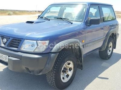 Violeta / lila Usado 1998 Nissan Patrol S SUV | 8000 €