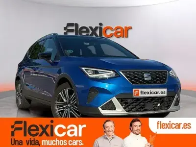 Usado Seat Arona Style 110 CV (80 kW) 2023 Azul SUV