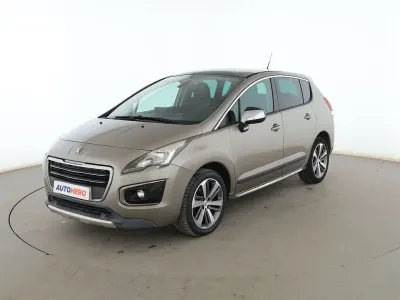 Usado Peugeot 3008 Allure 120 CV (88 kW) 2016 Gris SUV