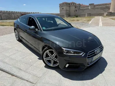 Usado Audi A5 Sportback Sport 150 CV (110 kW) 2018 Azul Utilitario