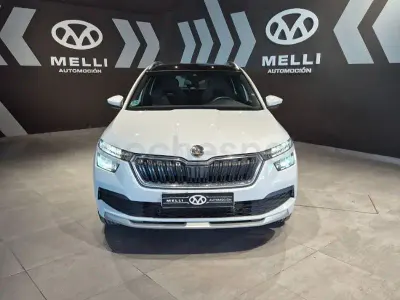 Usado Skoda Kamiq 110 HP (80 kW) 2020 Branco SUV