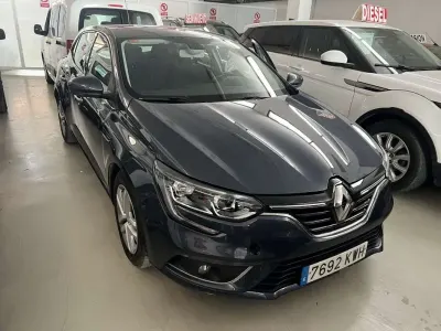 Usado Renault Mégane Business 95 CV (69 kW) 2019 Azul Utilitario