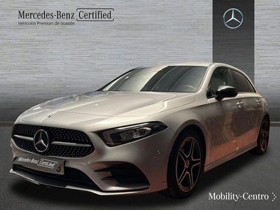 Usado Mercedes A180 AMG line 116 CV (85 kW) 2022 Iridiumsilver, metallic paint Berlina