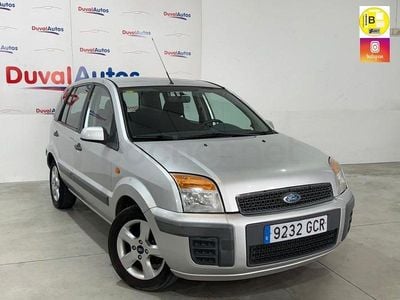 Usado Ford Fusion Futura 90 CV (66 kW) 2008 Gris / plata Utilitario