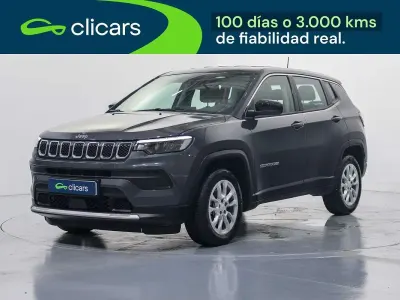 Usado Jeep Compass Altitude 129 CV (94 kW) 2025 Gris SUV