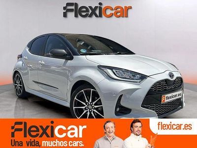 Blanco Usado 2023 Toyota Yaris Hybrid Sport Berlina | 26.490 €