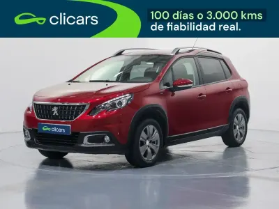 Usado Peugeot 2008 Signature Sky 100 CV (73 kW) 2019 Rojo SUV