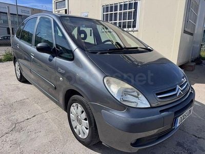 Usado Citroën Xsara Picasso Exclusive 92 CV (67 kW) 2005 Gris / plata Monovolumen