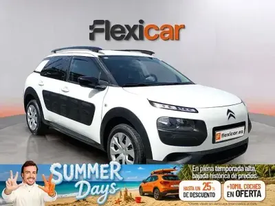 Usado Citroën C4 Cactus Feel 82 CV (60 kW) 2017 Blanco Utilitario