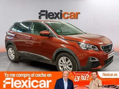 Usado Peugeot 3008 Allure 130 CV (95 kW) 2019 Naranja SUV