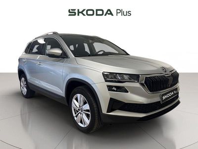 Usado Skoda Karoq Selection 150 CV (110 kW) 2025 Gris SUV