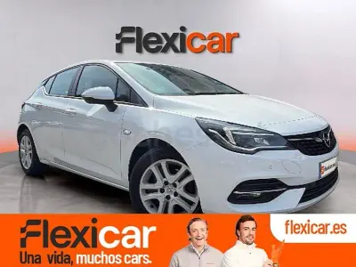 Usado Opel Astra Elegance 130 CV (95 kW) 2021 Blanco Berlina