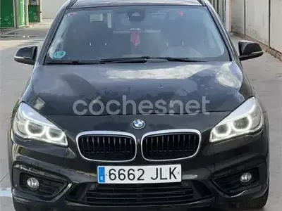 Usado BMW 218 Comfort Edition 150 CV (110 kW) 2016 Negro Familiar