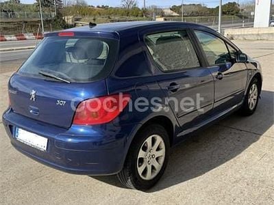 Azul Usado 2001 Peugeot 307 Berlina | 1999 € (Precio justo)