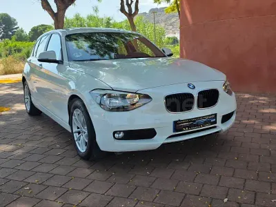 Usado BMW 116 116 CV (85 kW) 2013 Blanco Utilitario