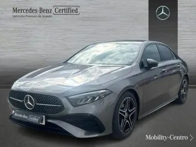 Usado Mercedes A180 136 CV (100 kW) 2025 Gris montaña Berlina