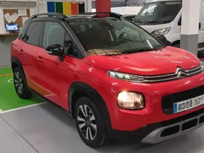 Usado Citroën C3 Aircross Shine 120 CV (88 kW) 2019 Rojo ardiente SUV