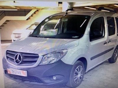 Usado Mercedes Citan 109 90 CV (66 kW) 2015 Gris / plata Familiar