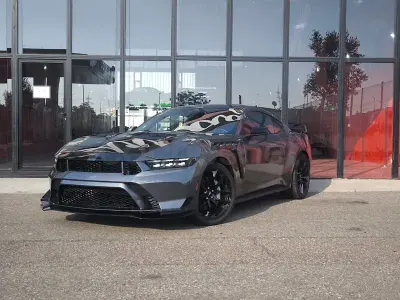 Usado Ford Mustang GT 446 CV (328 kW) 2025 Gris / plata Coupe