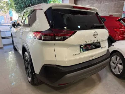 Usado Nissan X-Trail N-Connecta 215 CV (158 kW) 2025 Blanco SUV