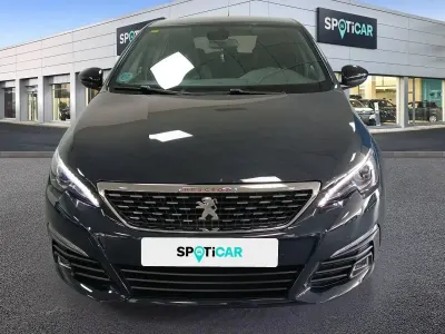 Usado Peugeot 308 GT-line 130 CV (95 kW) 2020 Gris Berlina