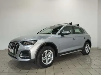 Usado Audi Q5 Advanced 299 CV (219 kW) 2024 Plateado SUV