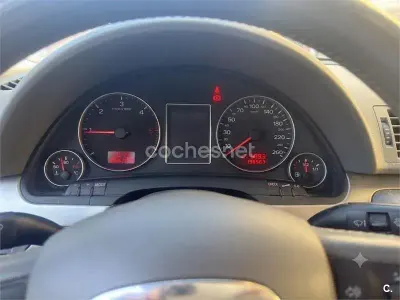 Usado Audi A4 S-Line 170 CV (125 kW) 2007 Azul Berlina