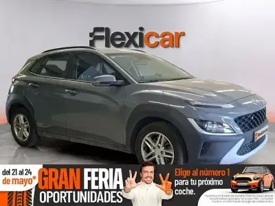 Usado Hyundai Kona 120 CV (88 kW) 2021 Gris SUV