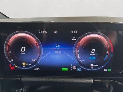 Usado Mercedes GLA250 218 CV (160 kW) 2023 Blanco polar SUV