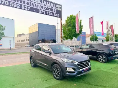 Usado Hyundai Tucson N Line 136 CV (100 kW) 2019 Gris / plata SUV