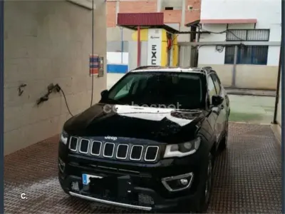 Usado Jeep Compass Limited 140 CV (102 kW) 2018 Negro SUV