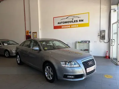 Usado Audi A6 170 CV (125 kW) 2010 Azul Berlina