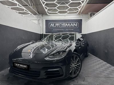 Porsche Panamera 4