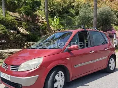 Usado Renault Scénic II Exception 120 CV (88 kW) 2005 Rojo Monovolumen