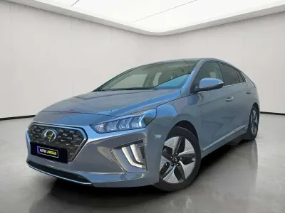 Usado Hyundai Ioniq 141 CV (103 kW) 2022 Gris Utilitario