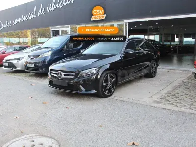 Usado Mercedes C300e 320 CV (235 kW) 2021 Negro Familiar