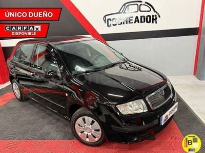 Usado Skoda Fabia 64 CV (47 kW) 2005 Negro Berlina
