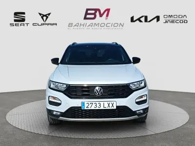 Usado VW T-Roc Life 109 CV (80 kW) 2022 Gris SUV