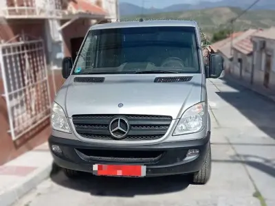 Usado Mercedes Sprinter 163 CV (119 kW) 2012 Gris Van